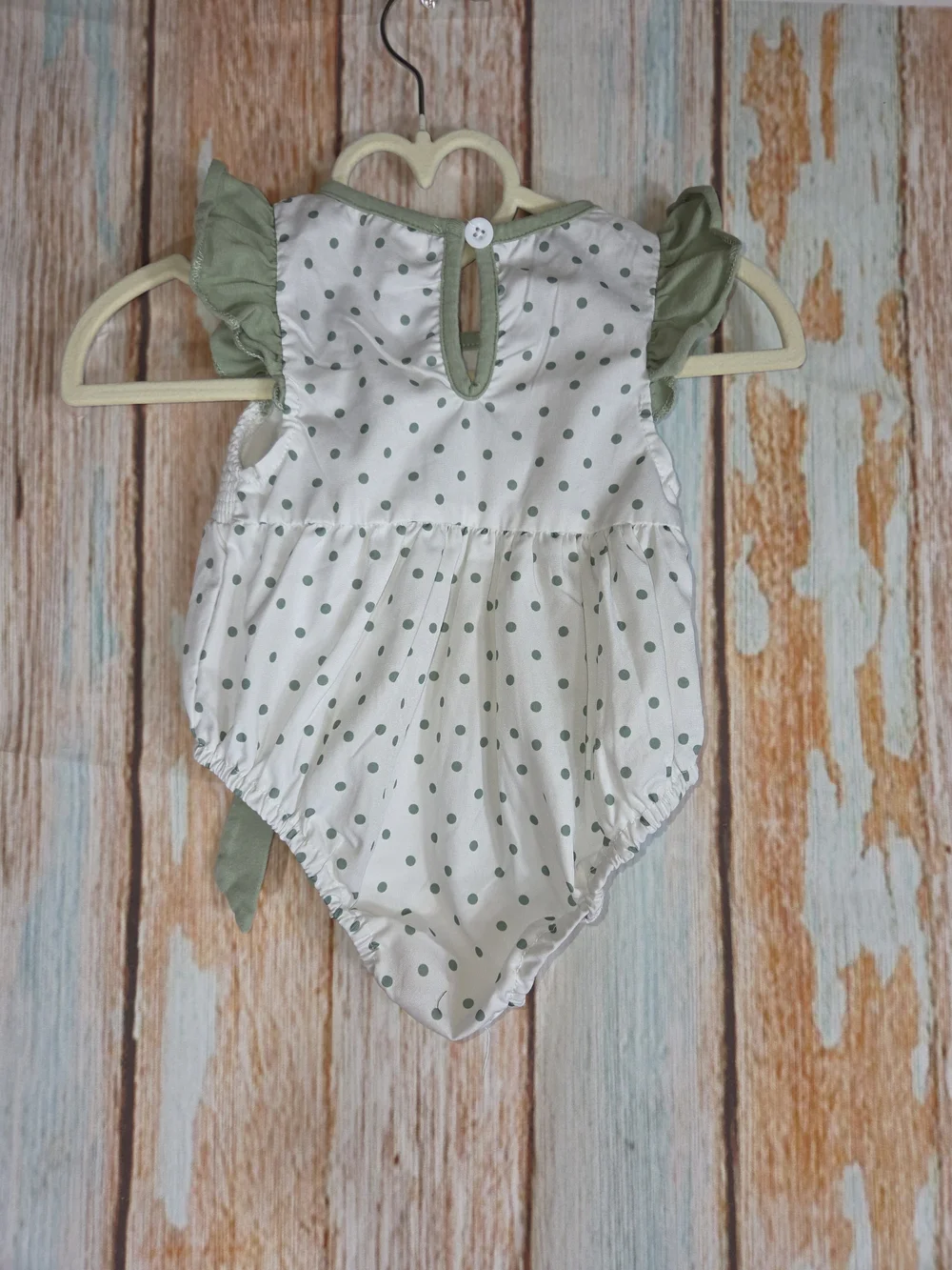 Fishing. Polka Dot Smocked Baby Romper in Sage/White. 100% Poly. Size 0-3 months